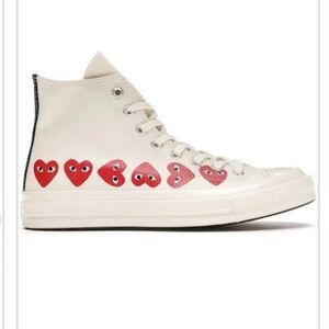 Women’s heart chuck taylor converse size 9